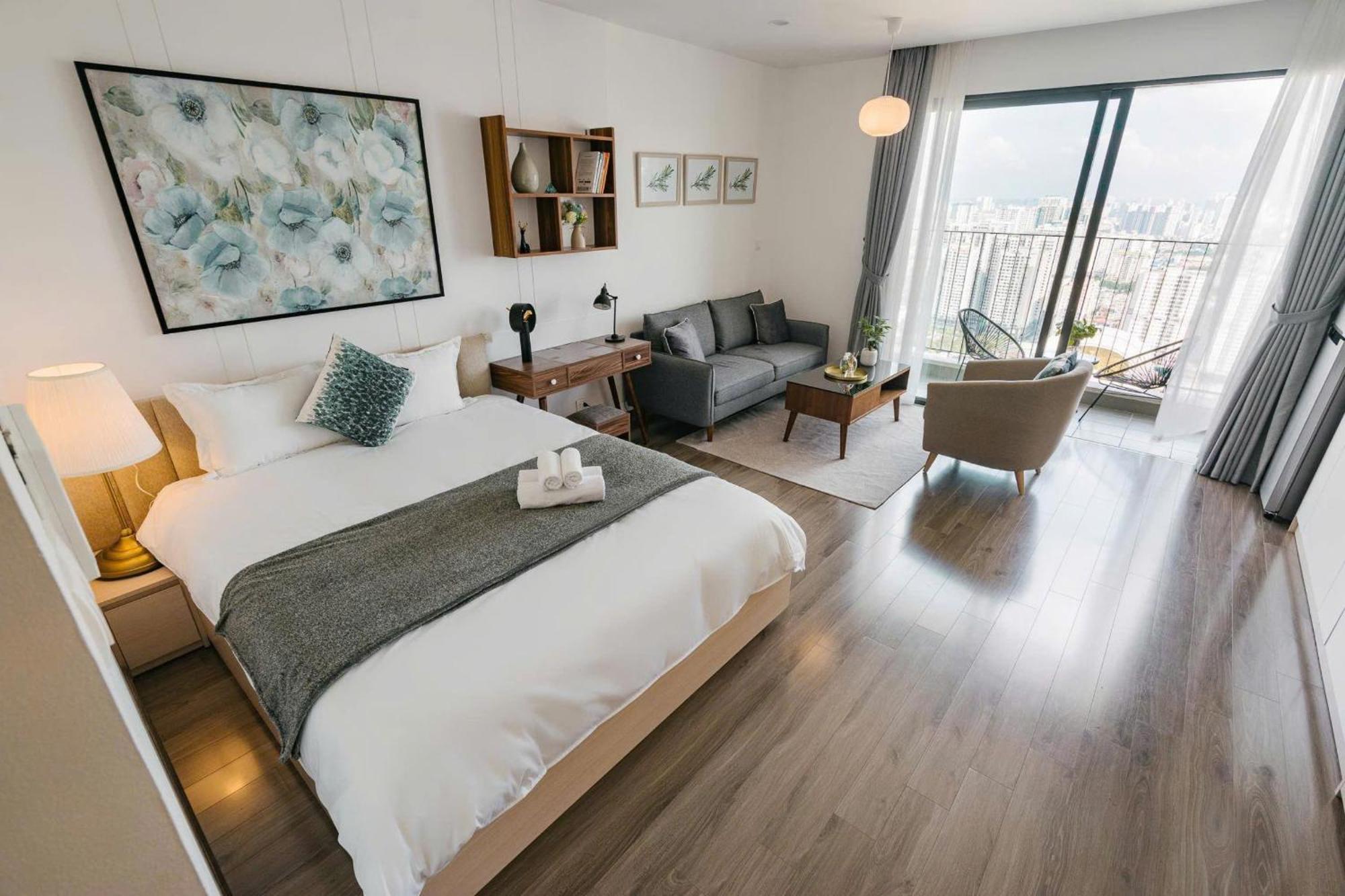 D'capitale - Feria Homes Appartement *